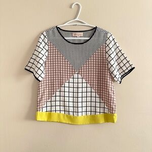 Philosophy Chic Black White & Tan Geometric Short Sleeve Blouse